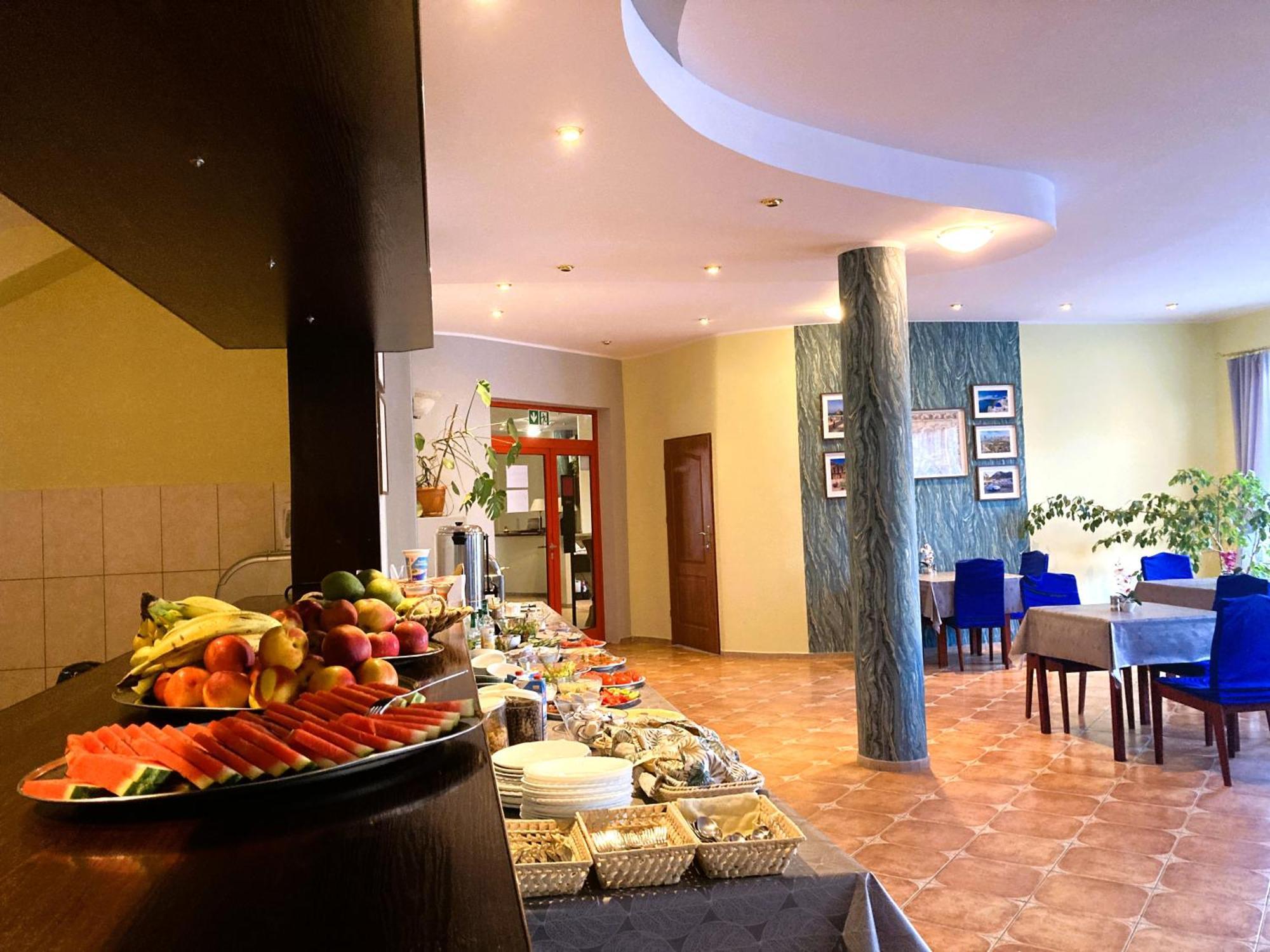 Hotel Ava Γκλίβιτσε Εξωτερικό φωτογραφία