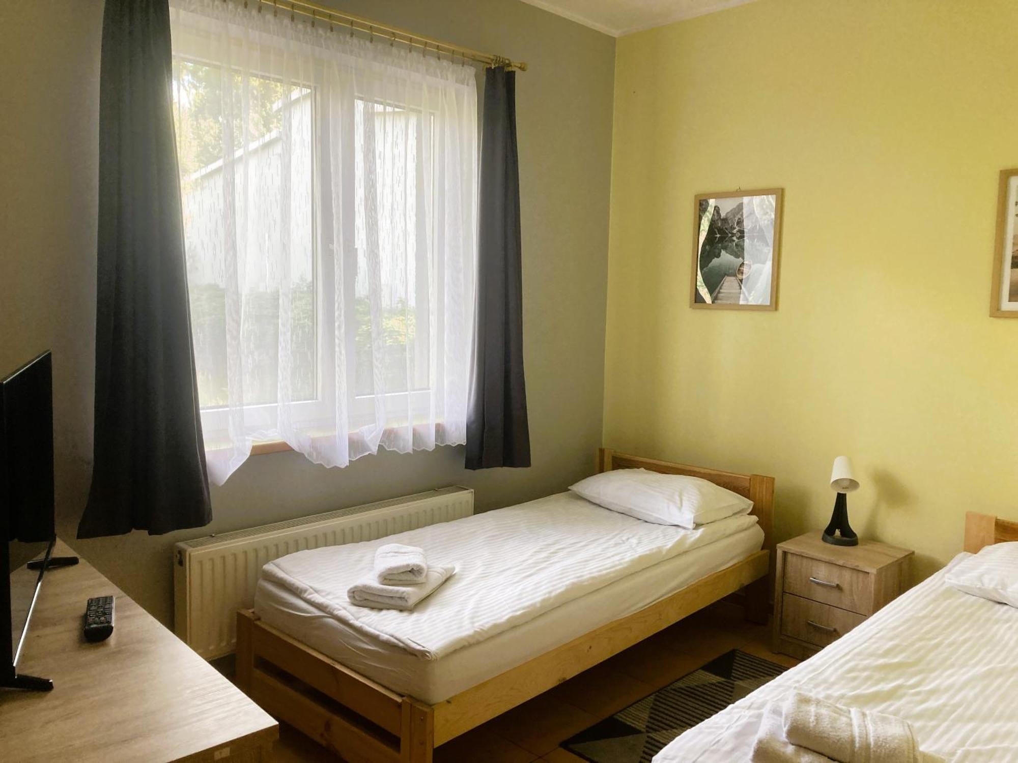 Hotel Ava Γκλίβιτσε Εξωτερικό φωτογραφία