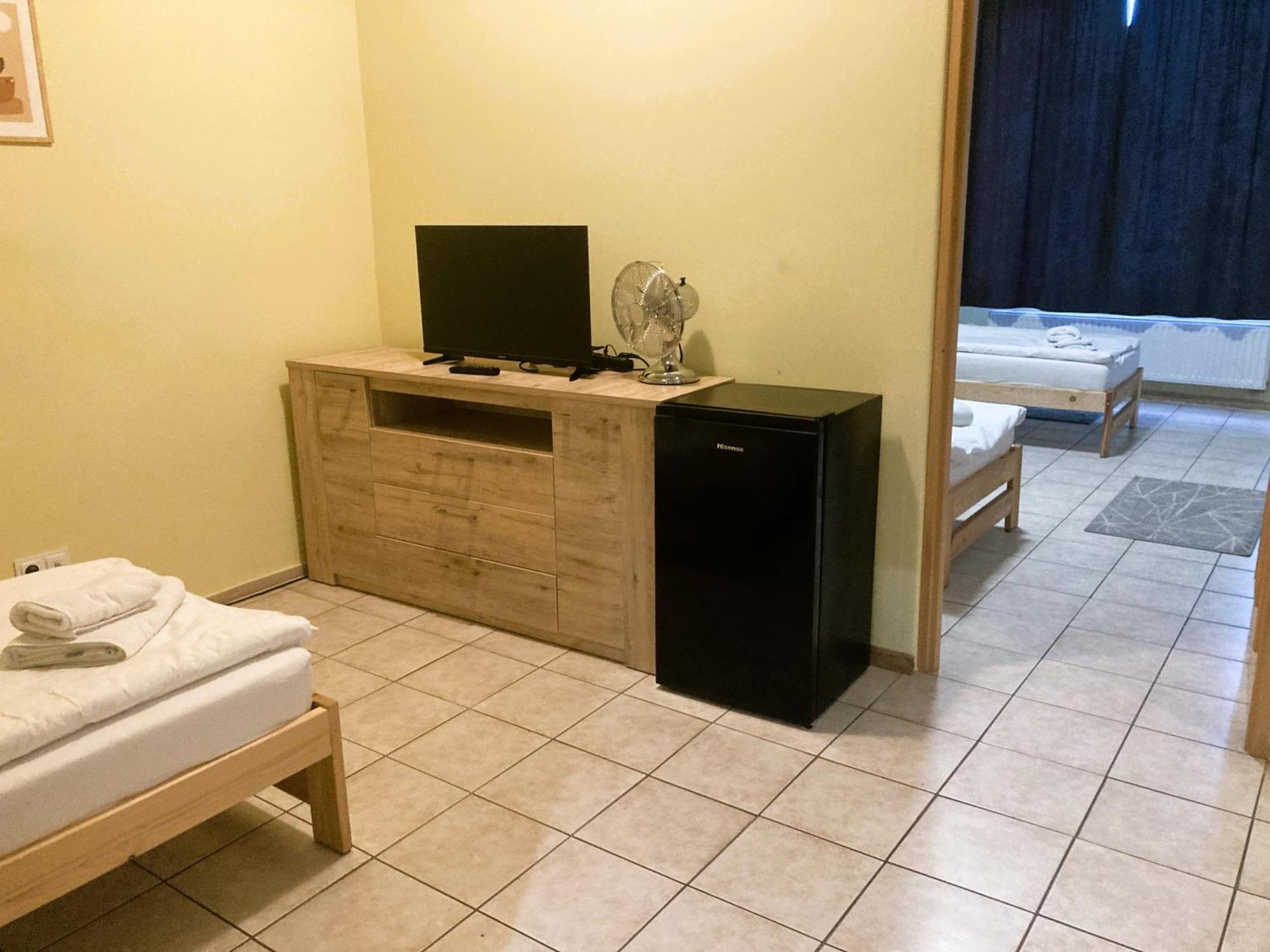 Hotel Ava Γκλίβιτσε Εξωτερικό φωτογραφία