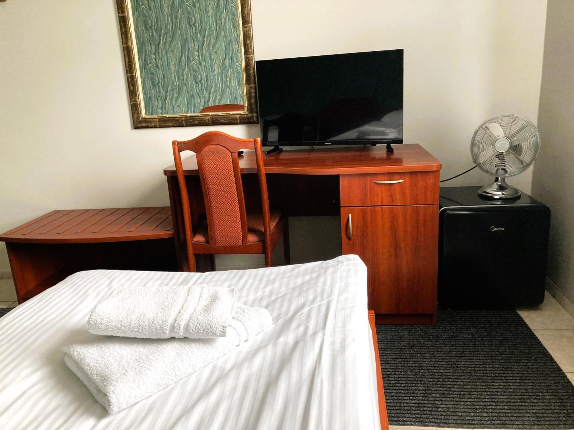 Hotel Ava Γκλίβιτσε Εξωτερικό φωτογραφία