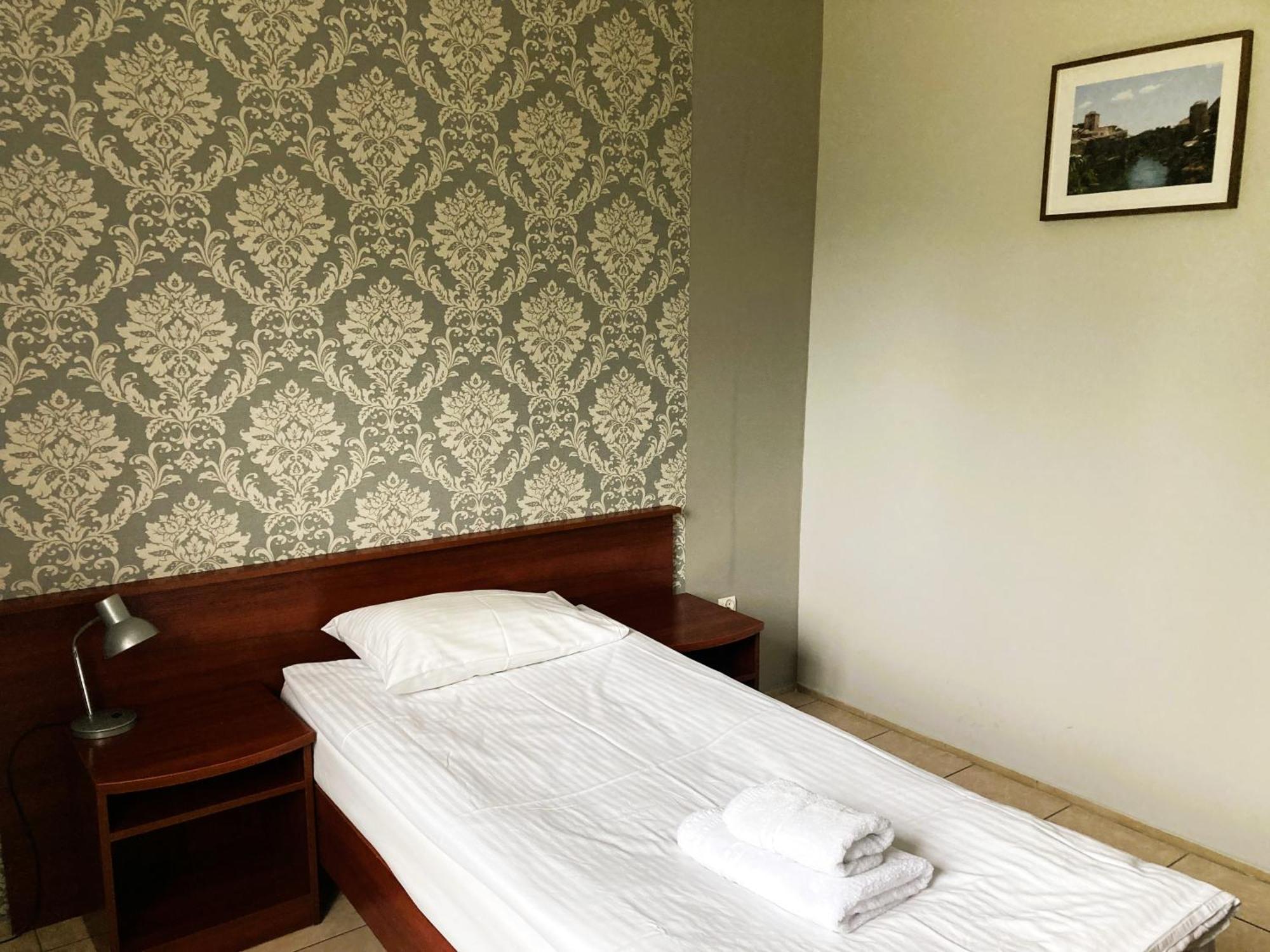 Hotel Ava Γκλίβιτσε Εξωτερικό φωτογραφία
