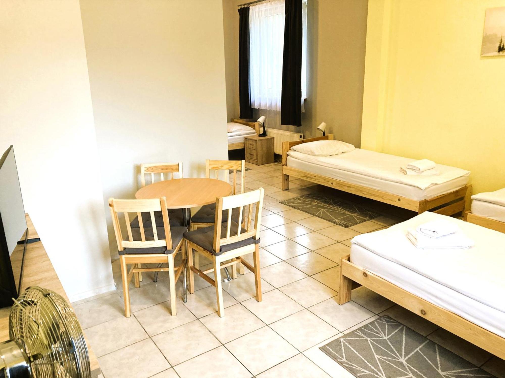 Hotel Ava Γκλίβιτσε Εξωτερικό φωτογραφία