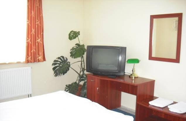 Hotel Ava Γκλίβιτσε Εξωτερικό φωτογραφία