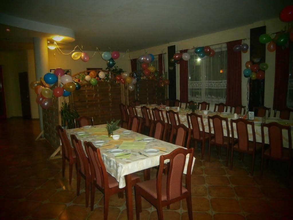 Hotel Ava Γκλίβιτσε Εξωτερικό φωτογραφία