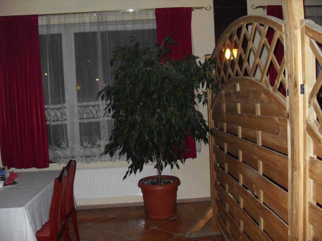 Hotel Ava Γκλίβιτσε Εξωτερικό φωτογραφία